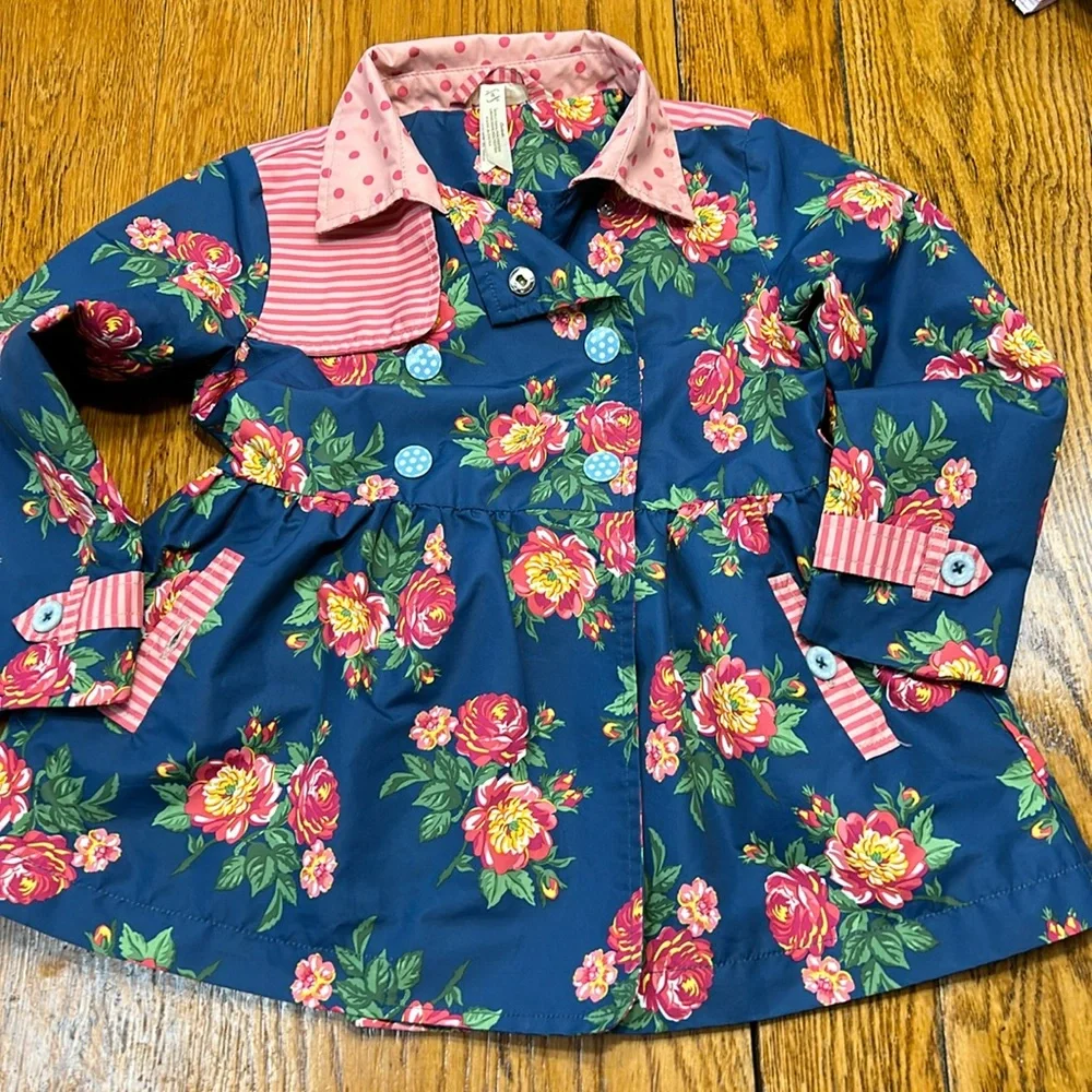 Matilda Jane raincoat. Size 4. Brilliant Daydream Down Came the Raincoat style